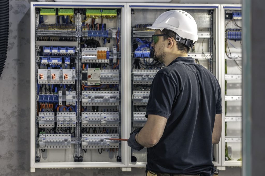 instalaciones electricas constructaq